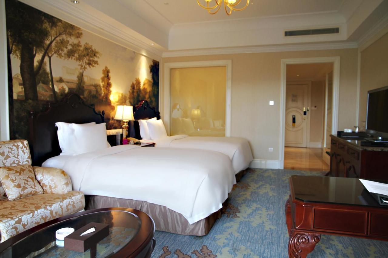 Crowne Plaza Ocean Spring Resort By Ihg Jimo Экстерьер фото