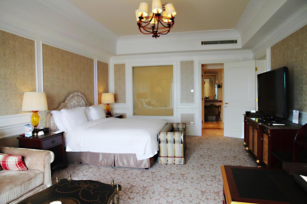 Crowne Plaza Ocean Spring Resort By Ihg Jimo Экстерьер фото