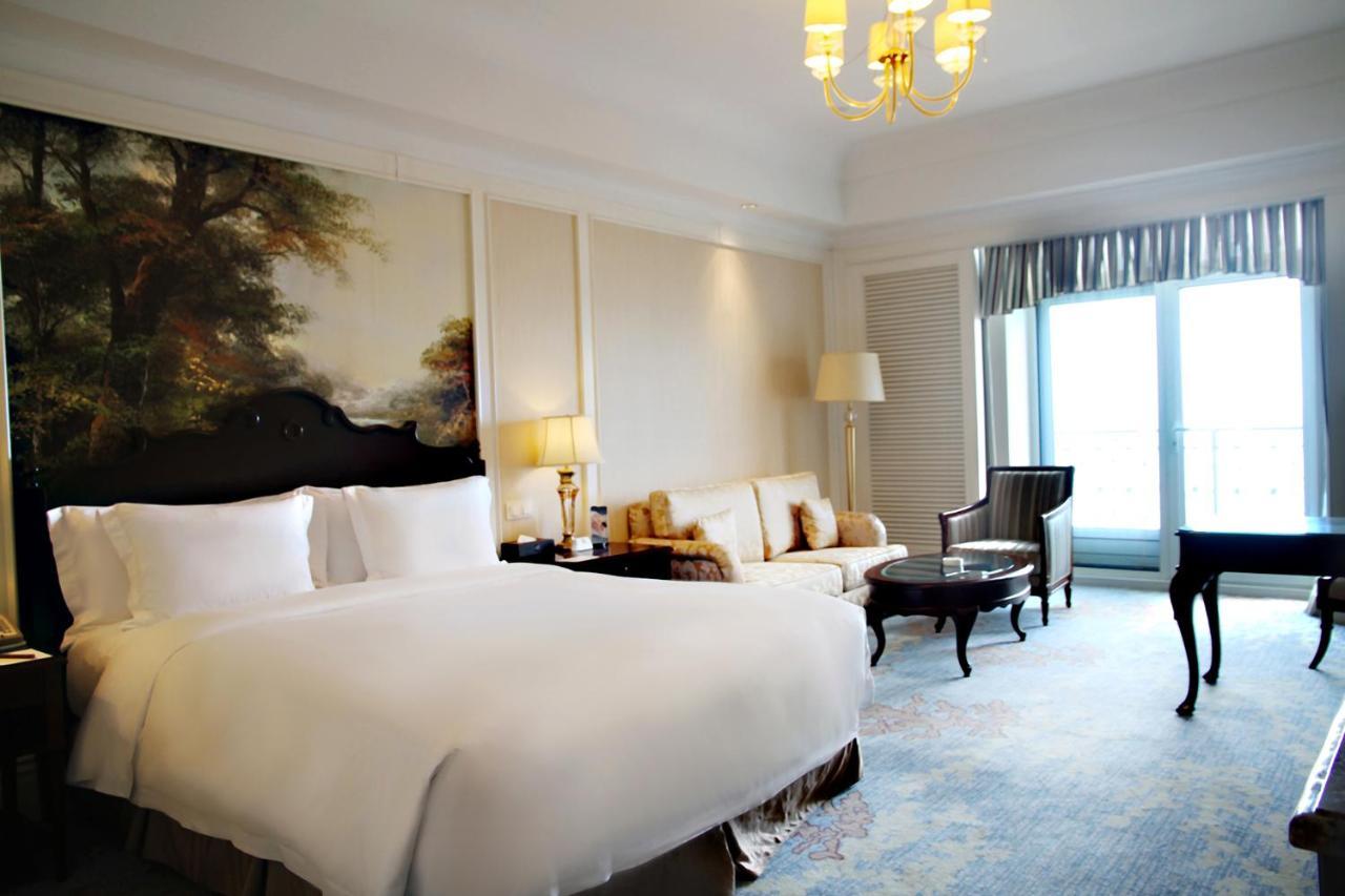Crowne Plaza Ocean Spring Resort By Ihg Jimo Экстерьер фото