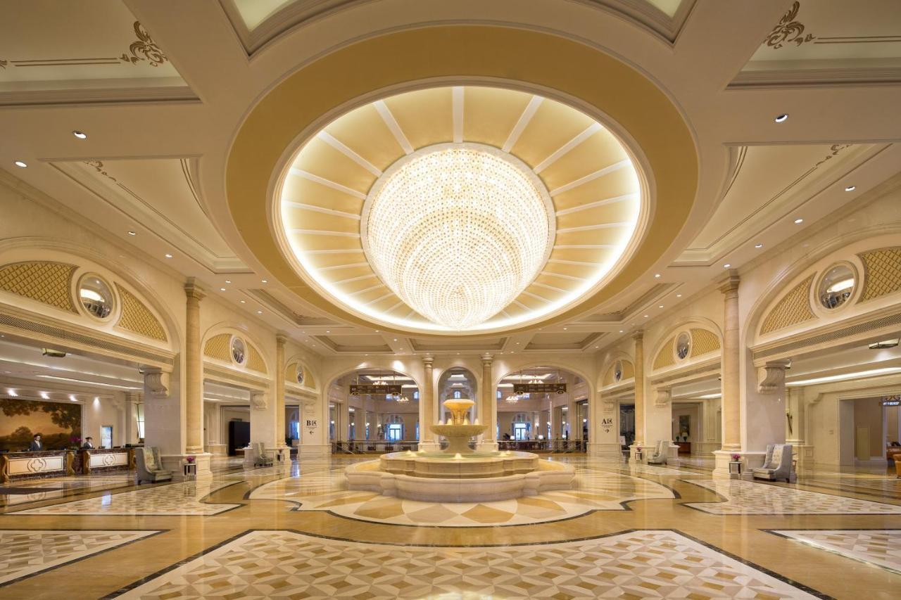 Crowne Plaza Ocean Spring Resort By Ihg Jimo Экстерьер фото
