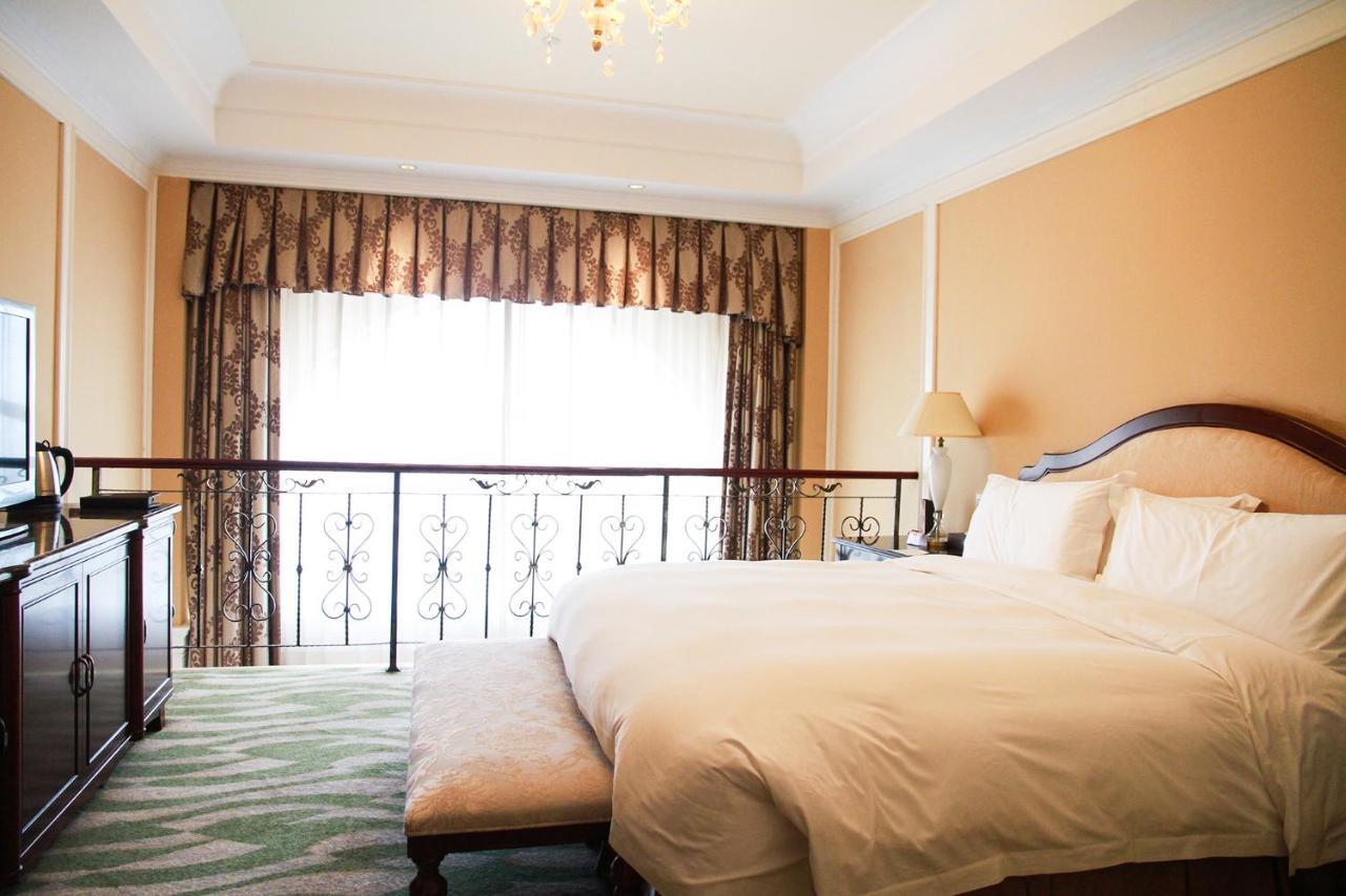 Crowne Plaza Ocean Spring Resort By Ihg Jimo Экстерьер фото
